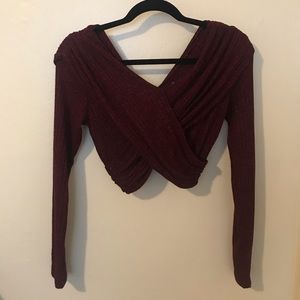 💚 Burgundy Long-sleeve Crop